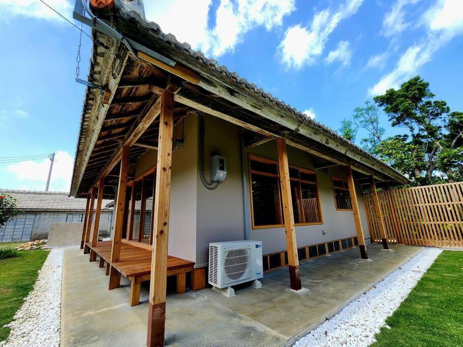 琉球古民家 蒼 Appartement Motobu Buitenkant foto