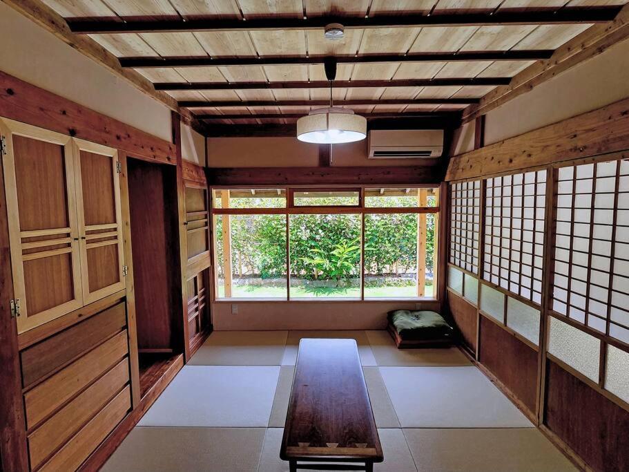 琉球古民家 蒼 Appartement Motobu Buitenkant foto